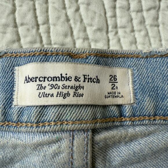 Abercrombie & Fitch The 90s Straight Ultra High Rise Jean Light Wash 26 2R - Picture 4 of 6